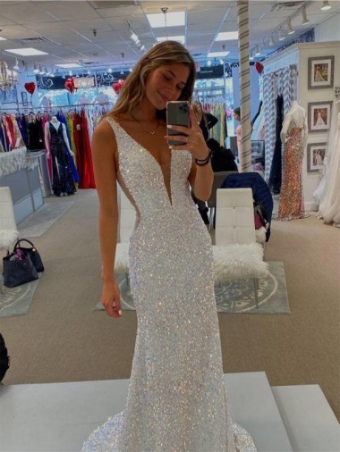 Sleeveless V-Neck Velvet Sequin Sheath Evening Dresses Online